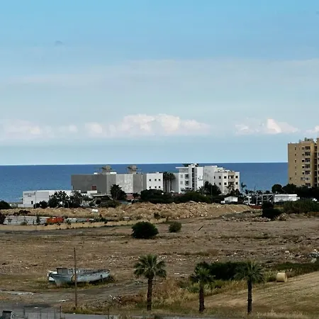 Maestro Sea - View Apartment Larnaca Exterior photo