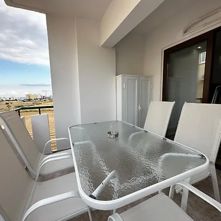 Maestro Sea - View Apartment Larnaca Exterior photo